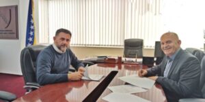 Ministar Ramić i načelnik Džafić potpisali četiri ugovora o sufinansiranju projekata u Kalesiji