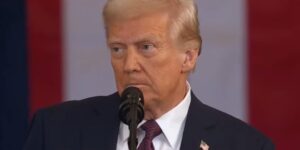 Trump objavio trgovinski rat EU: Uvode se carine za uvoz u SAD od 30 posto trumppp