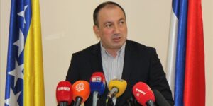 thumbs_b_c_c86d2a062a58abf9eea1bef98750a203