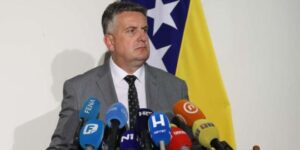 Vuković: Završeno predsjedavanje Špirića, očekujemo povratak digniteta Doma naroda 68dbe799-f3b8-478e-8a02-4dba58c67f20-nenad-vukovic-fena-preview