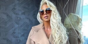 Jelena Karleuša sve pare koje je imala dala na garderobu: “Ja sam švorc” jelena-karleusa-3-830×553-1-768×461-1