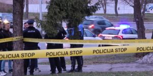 b40fb987-1884-4a19-a94c-7ed075359f7c