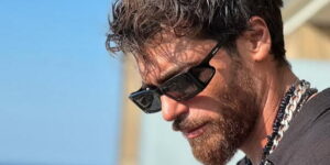 istaknuti-turski-glumac-can-yaman-zavrsio-iza-resetaka-can-yaman_6962c4a6e7b3e