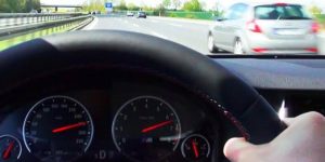 Prva kazna za obijesnu vožnju: Vozaču 3.050 KM zbog alkohola i izazivanja nesreće images (15)
