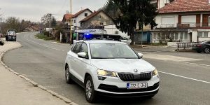 b_230414106