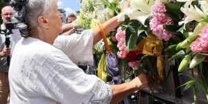 cvijece-suze-i-tisina-sarajevo-ispratilo-tabute-zrtava-genocida-na-put-prema-potocarima-viber-image-2026-07-09-11-58-54-923_6a4f743c13e80-1000x600-1