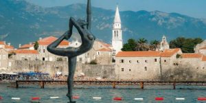 Izraelski turisti brutalno pretučeni u Budvi: Jednom slomljena vilica izraelski-turisti-brutalno-pretuceni-u-budvi-jednom-slomljena-vilica-budva_6a5a23b1006ef